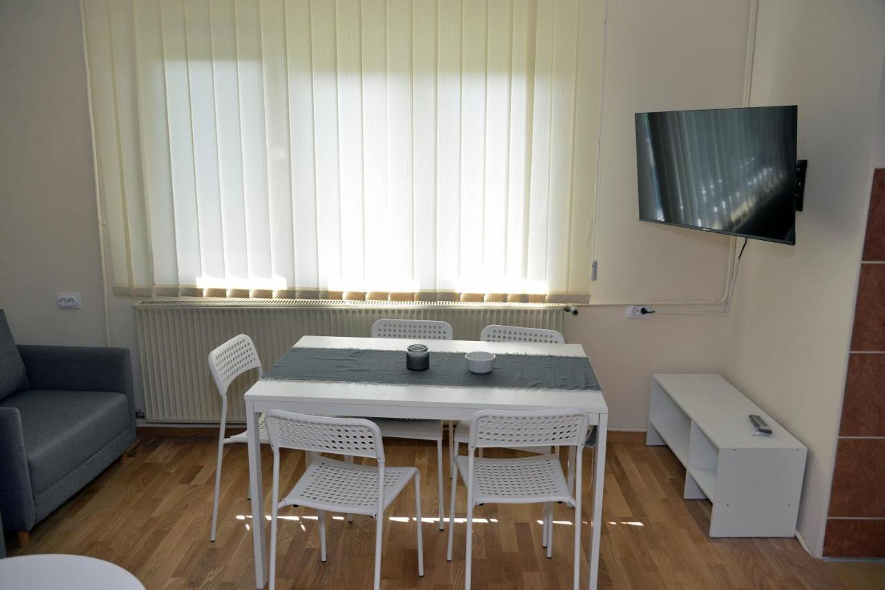 קראלג'בו Affordable And Newly Renovated 1-Bedroom Apartment מראה חיצוני תמונה