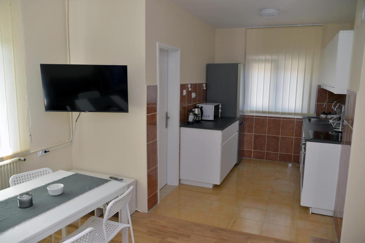 קראלג'בו Affordable And Newly Renovated 1-Bedroom Apartment מראה חיצוני תמונה