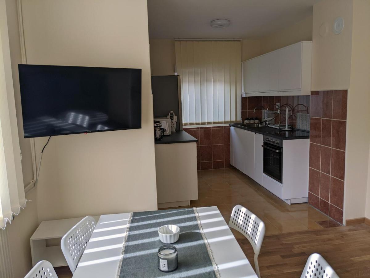 קראלג'בו Affordable And Newly Renovated 1-Bedroom Apartment מראה חיצוני תמונה