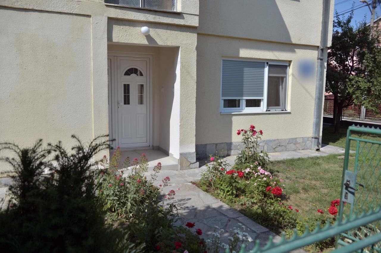 קראלג'בו Affordable And Newly Renovated 1-Bedroom Apartment מראה חיצוני תמונה