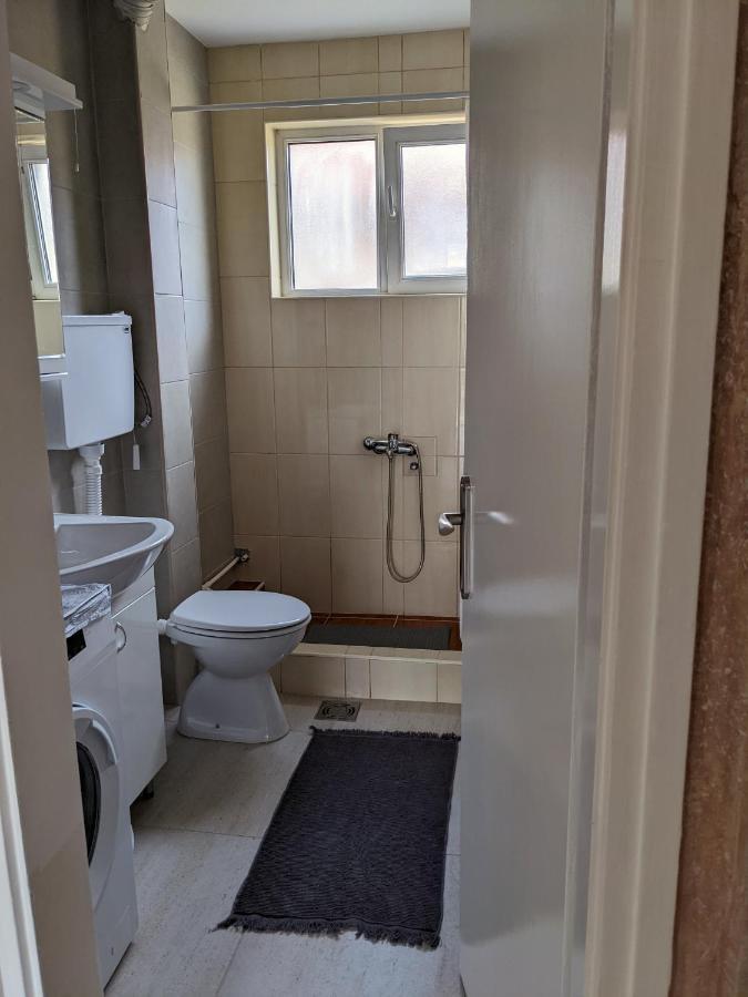 קראלג'בו Affordable And Newly Renovated 1-Bedroom Apartment מראה חיצוני תמונה
